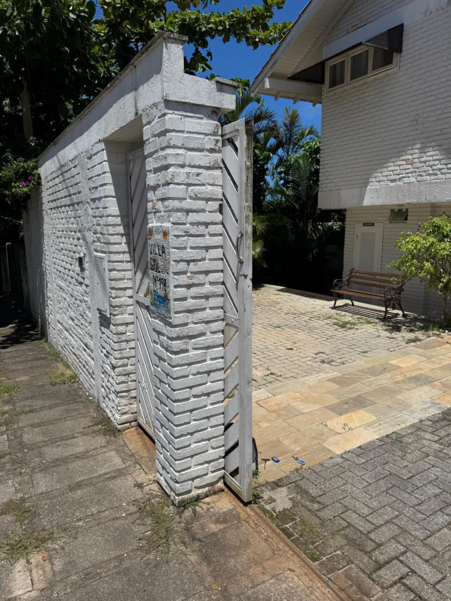 Casa com piscina e acesso a pé à Praia do Santinho Florianopolis Exterior foto